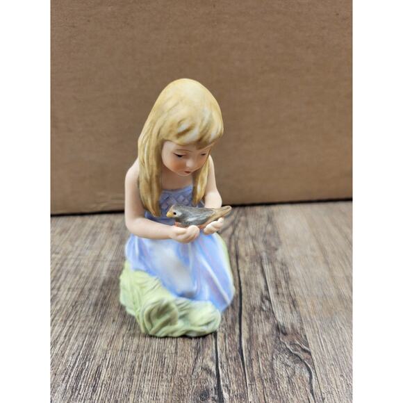 Vintage Hamilton Collection DAWN Blue Dress Holding Bird Figurine Girl Blonde - Picture 1 of 6